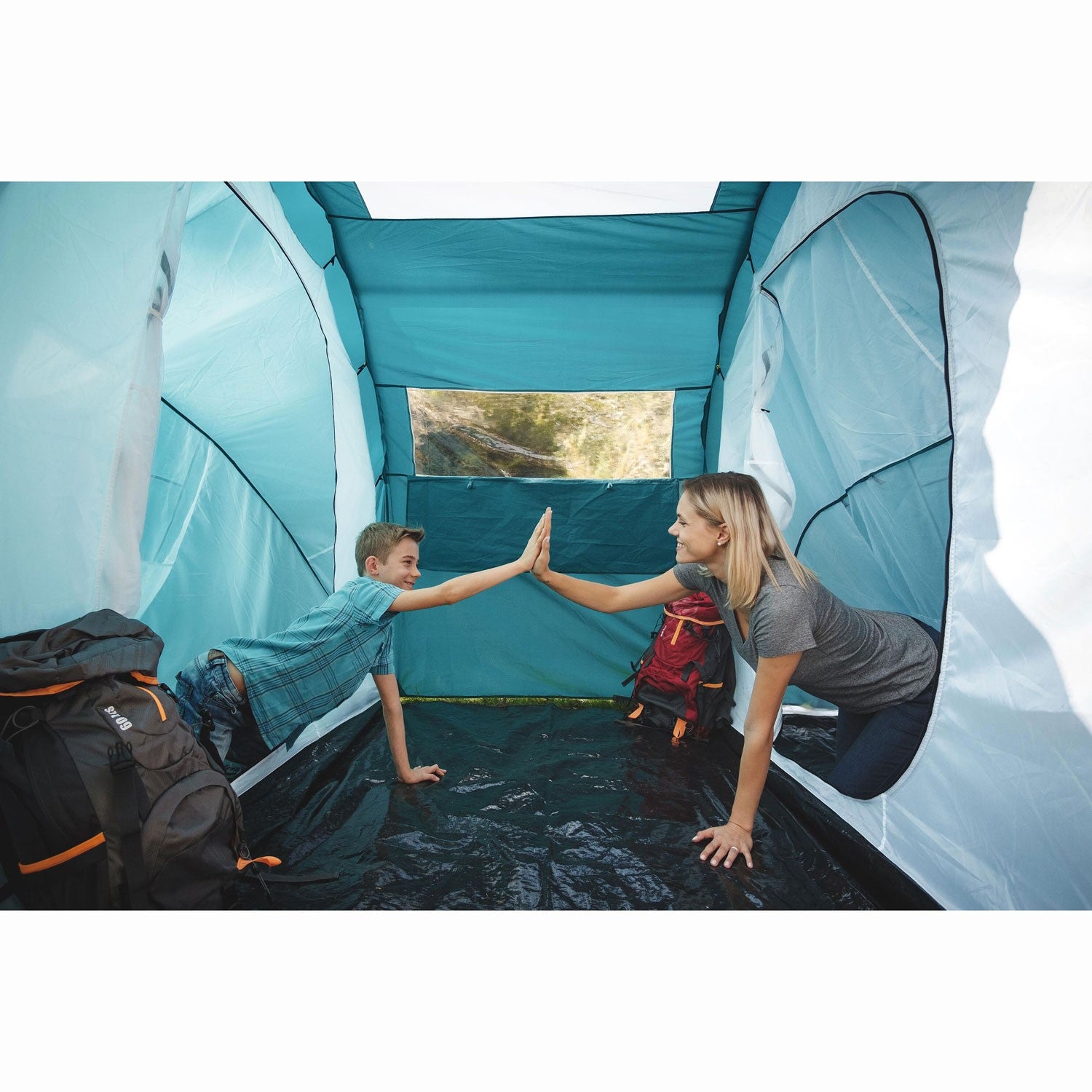 Family tent 4 people 4.60m x 2.30m x 1.85m