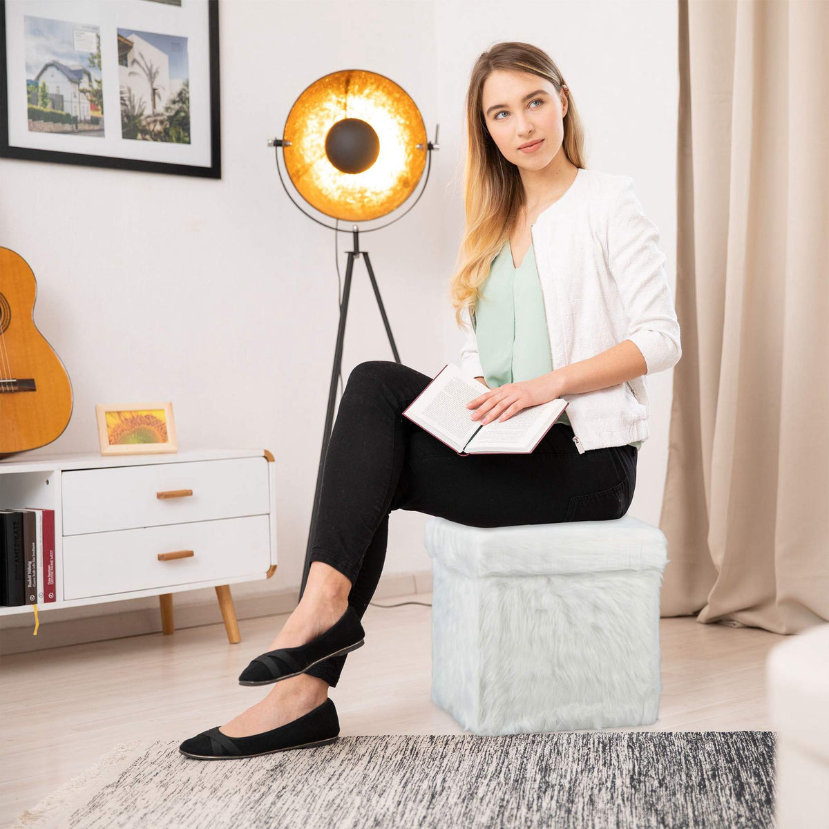 Faux Fur Cube Seat
