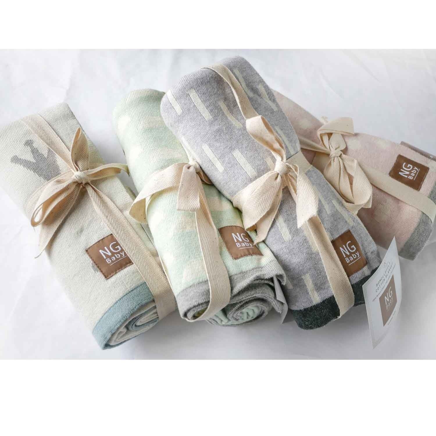 Felt Jaquard knitted Gray Line