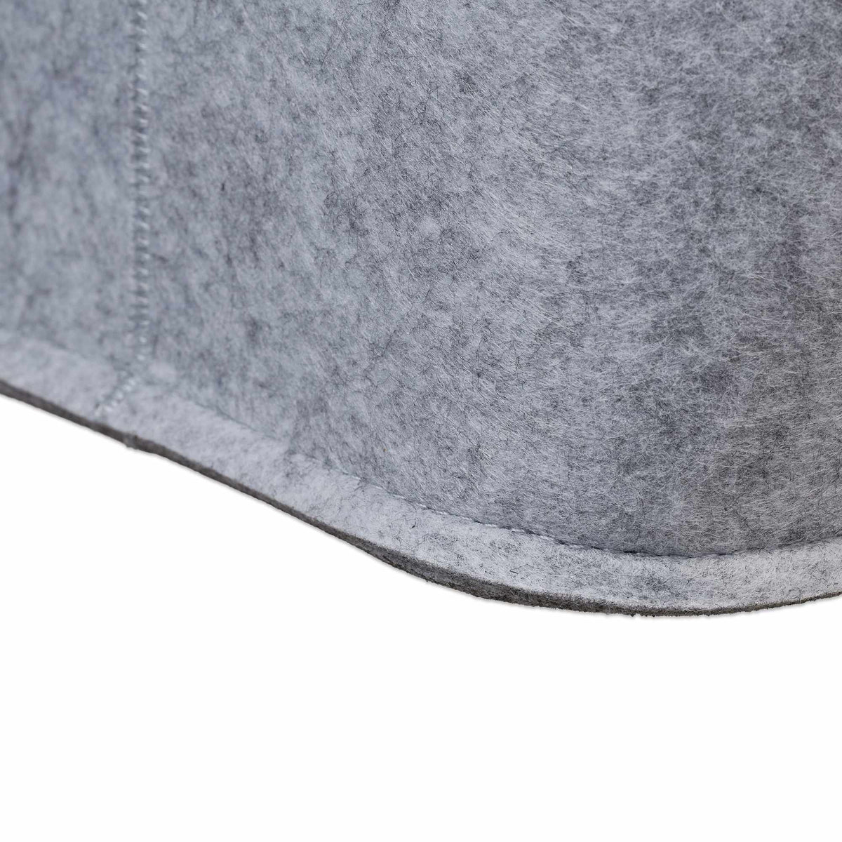 Felt bag with wooden handles
