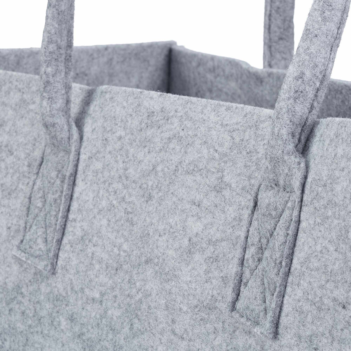 Felt basket with handle