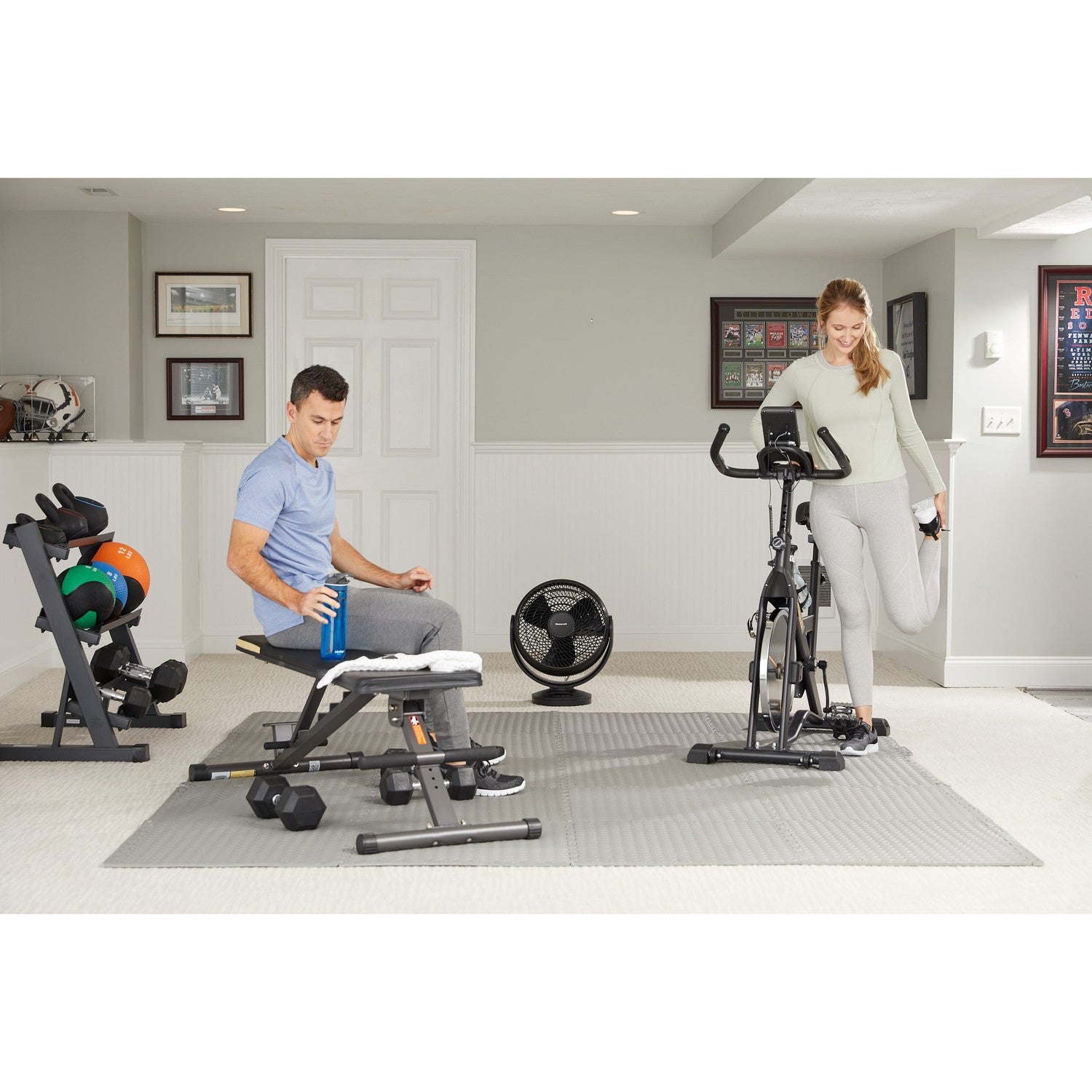 Floor fan Digital Oscillating HF715BE4