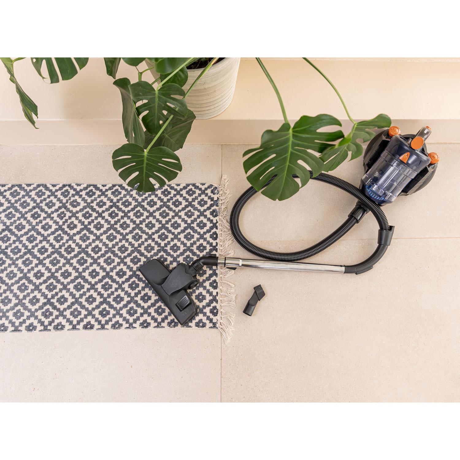 Floor vacuum cleaner Bagless Multicyclone SZ-4135 700W