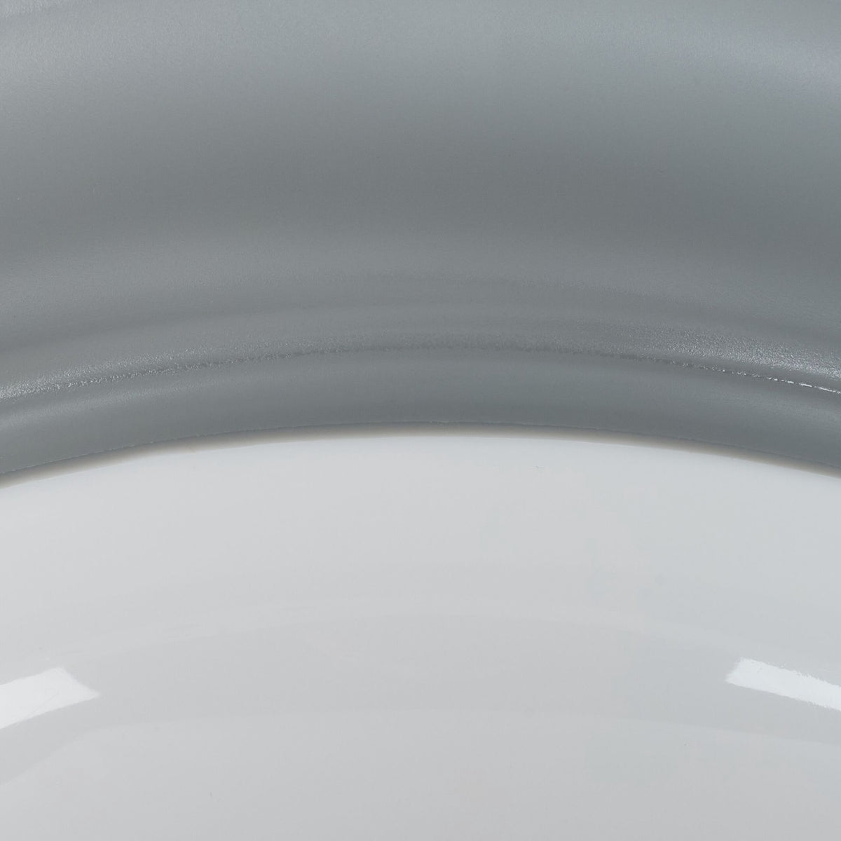 Foldable sitz bath for the toilet