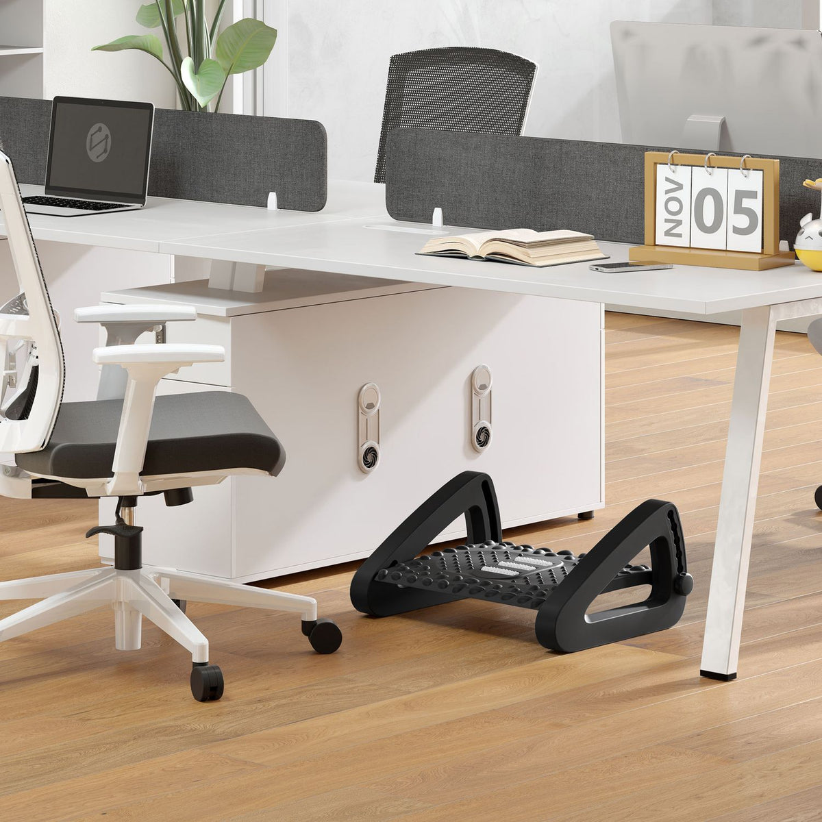 Footrest Desk 6 Levels Height Adjustable Footrest with Massage Surface, Ergonomic Footrest for Home Office, Office, Black