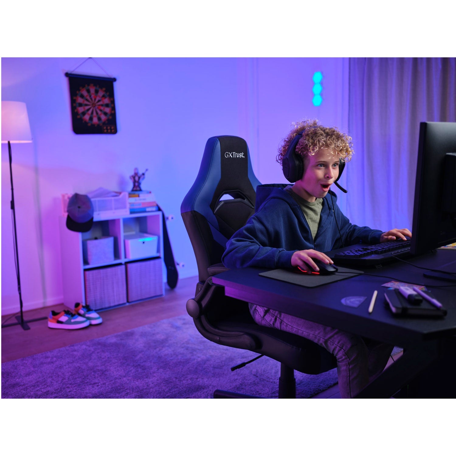 GXT 703B Riye Gaming Chair Blue