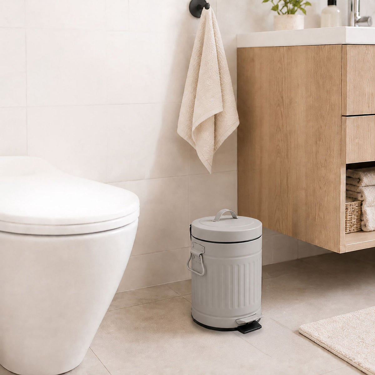 Grey Retro Bathroom Pedal Bin, 3L Capacity