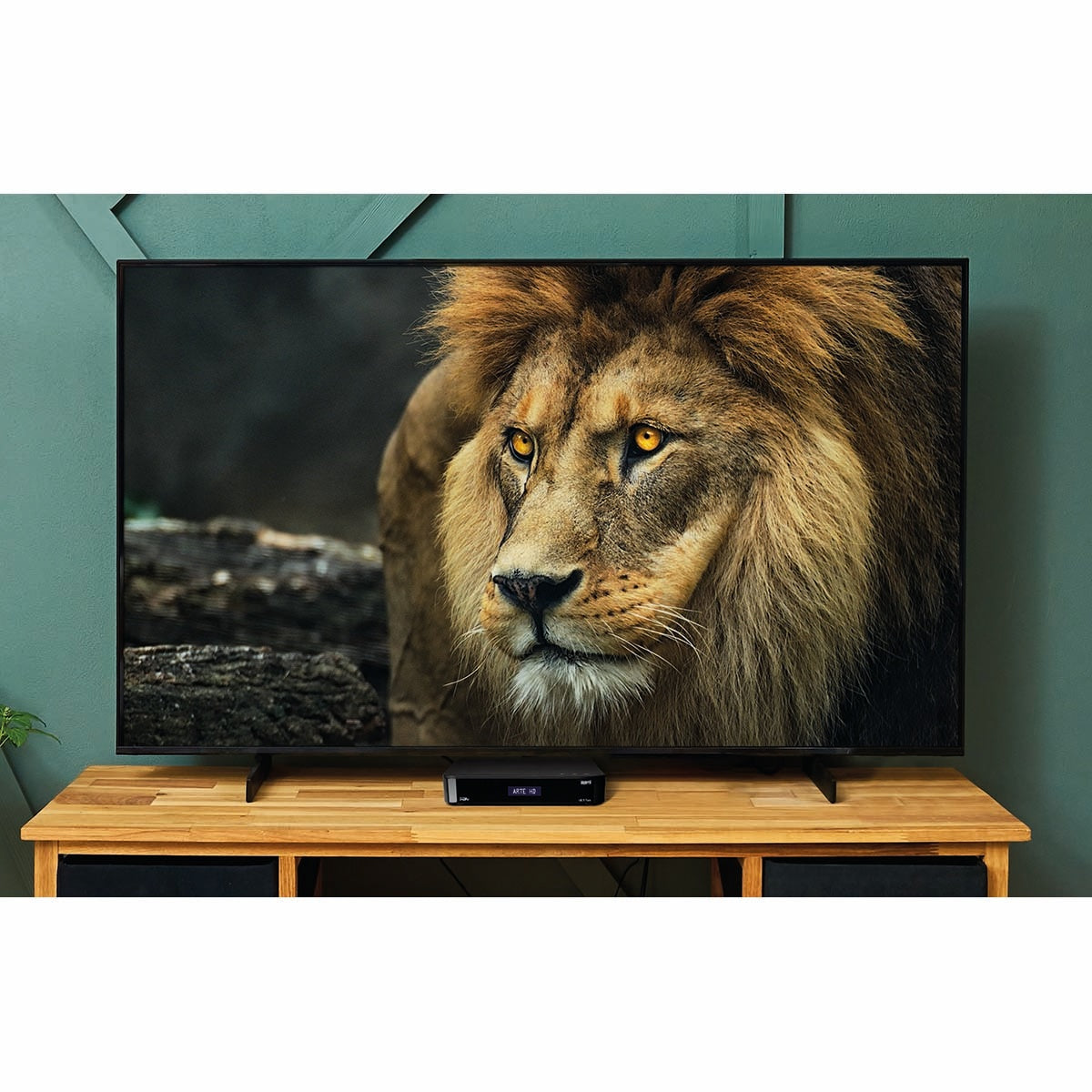 HD 7i Twin HDTV Free-to-air Satellite Receiver with Twin Tuner Black