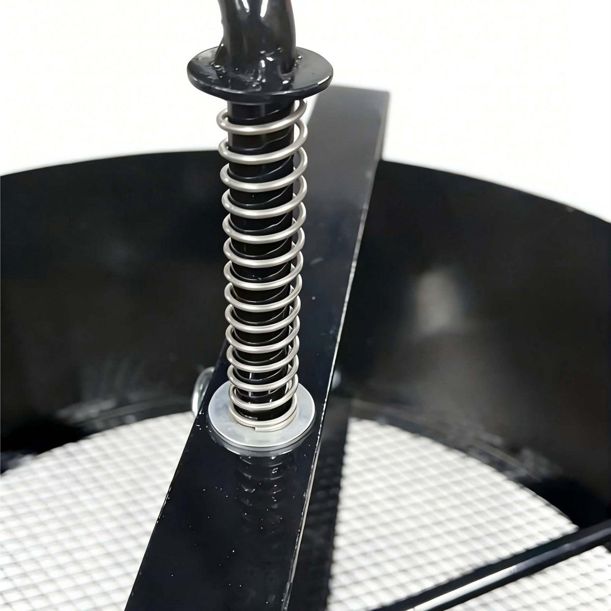 Hand-Crank Garden Sieve, Carbon Steel, Freestanding