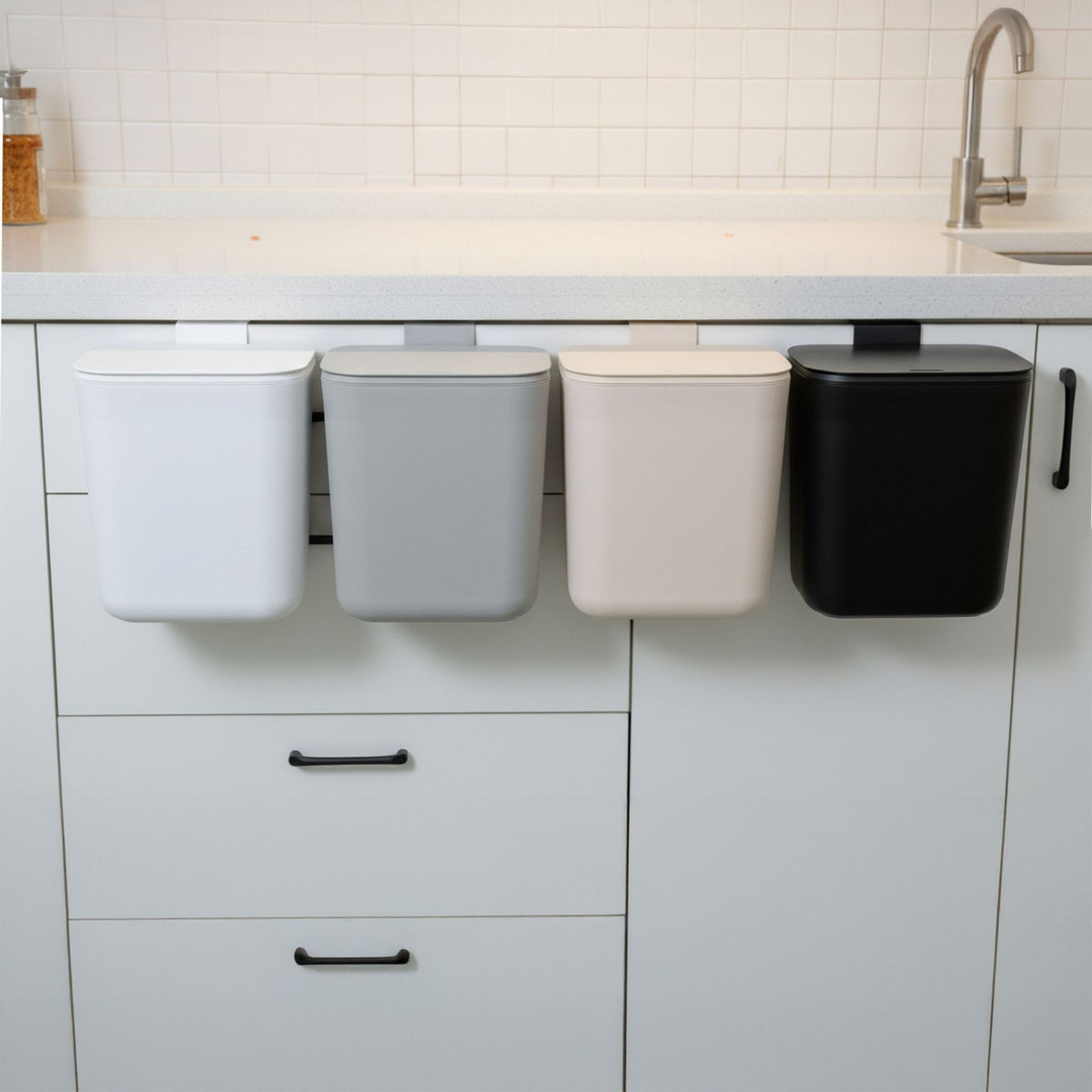 Hanging Kitchen Bin, 9L – Compact Waste Disposal