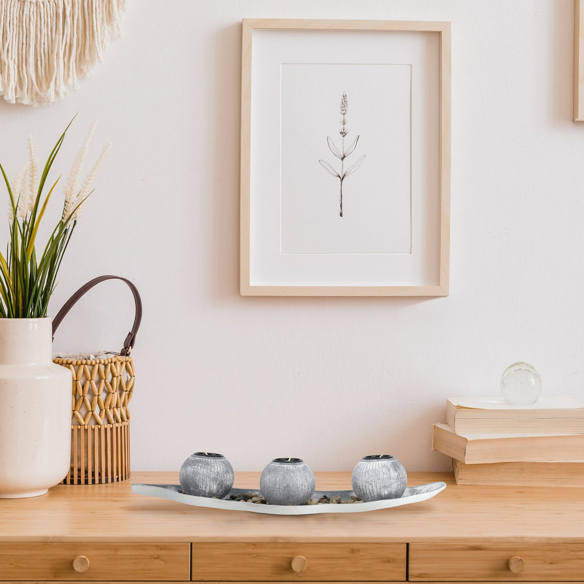 Heat candle holder with tray & stones