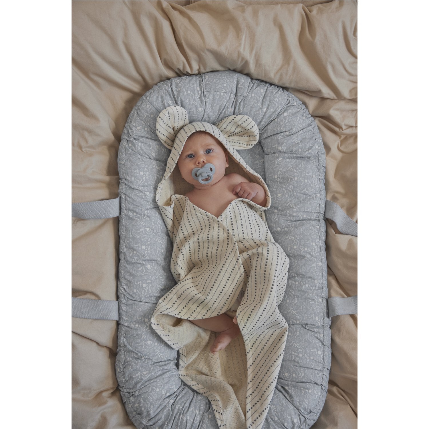 Hooded Towel, Pinstripe