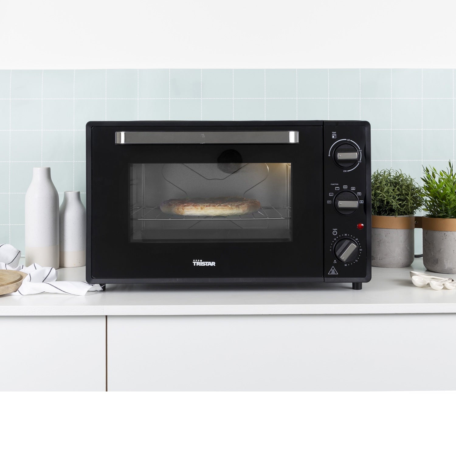 Hot air oven 48l Black Timer