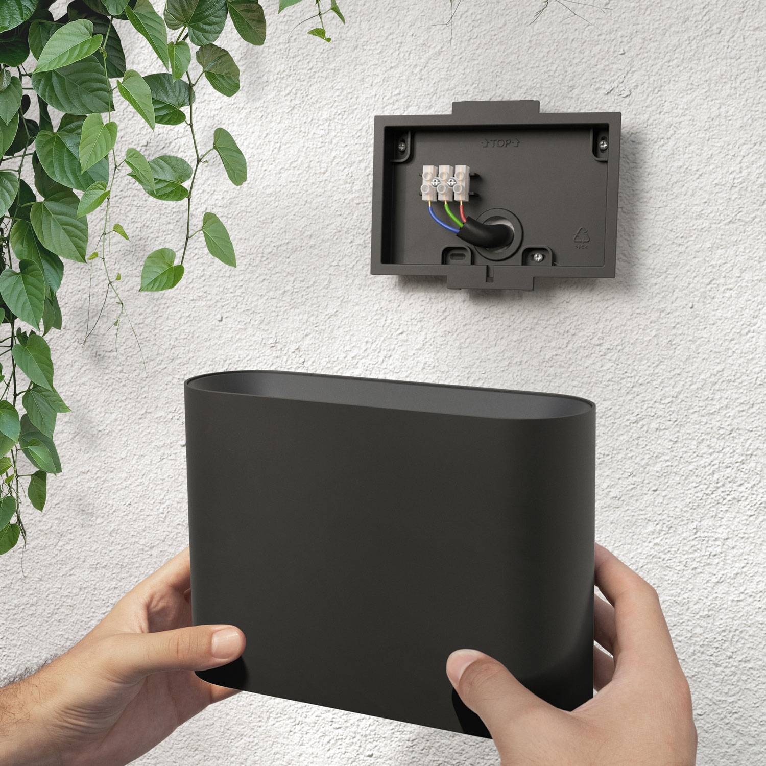 Hue Dymera Wall lamp indoor and outdoor White and Color Ambiance Black