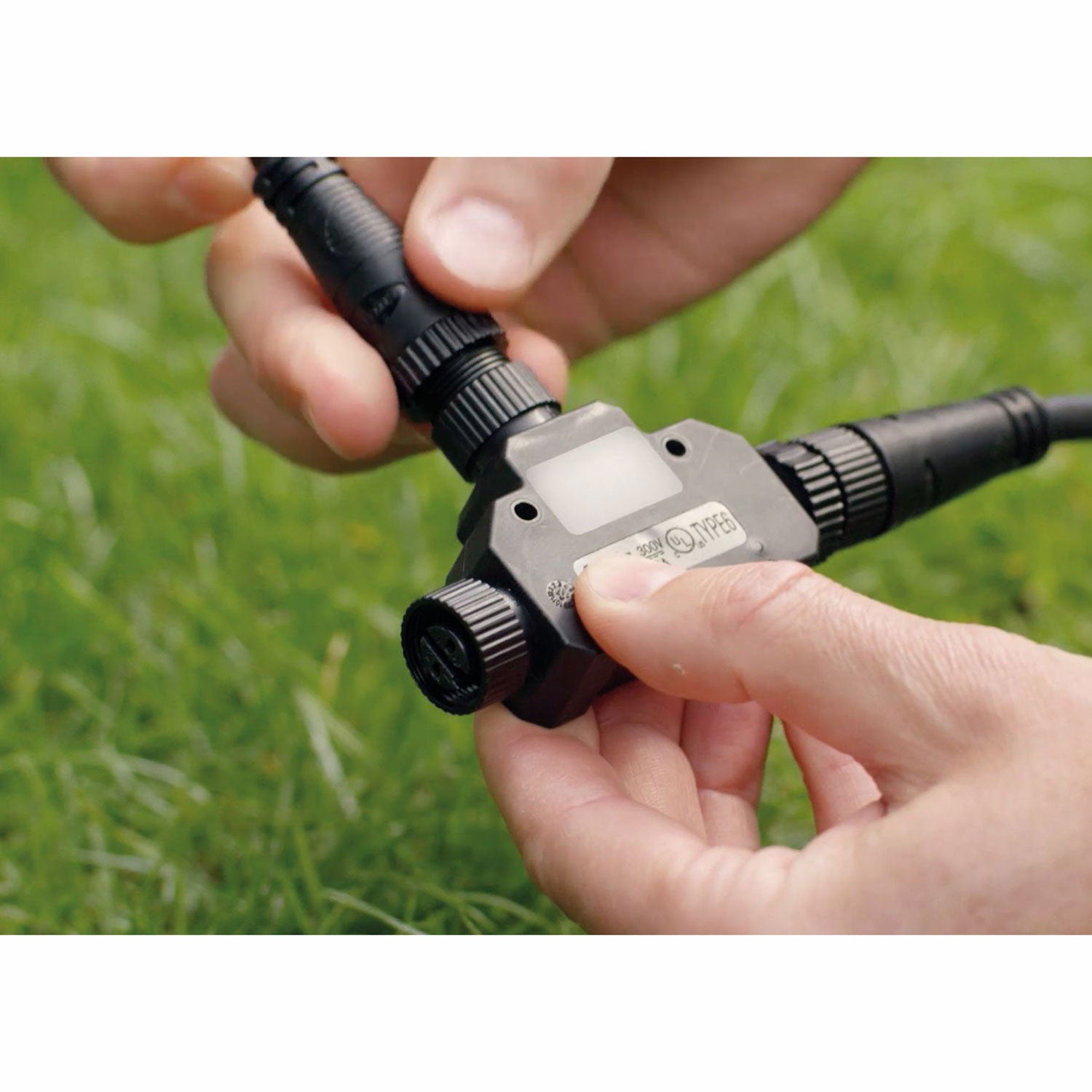 Hue Outdoor T-connector