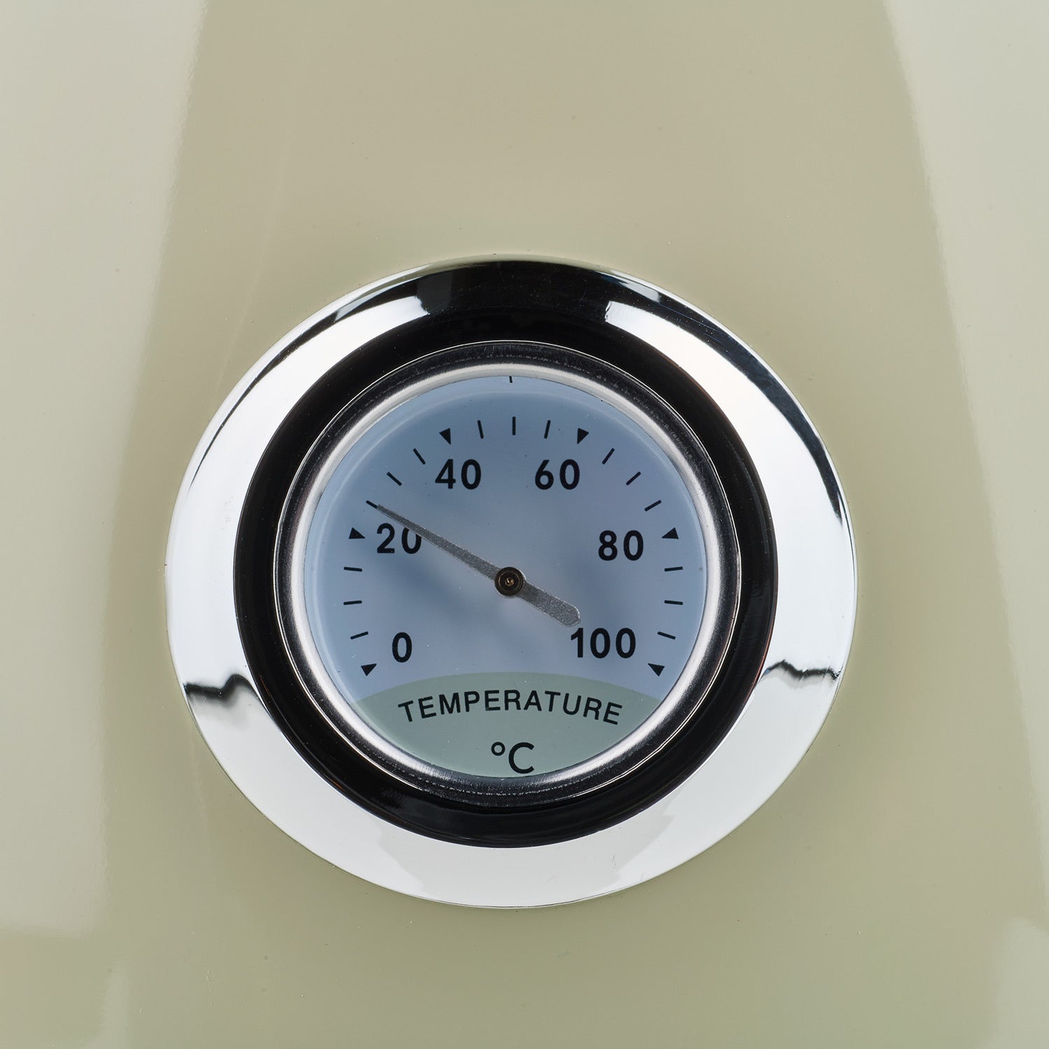 Kettle Retro 1.7L VK320 White