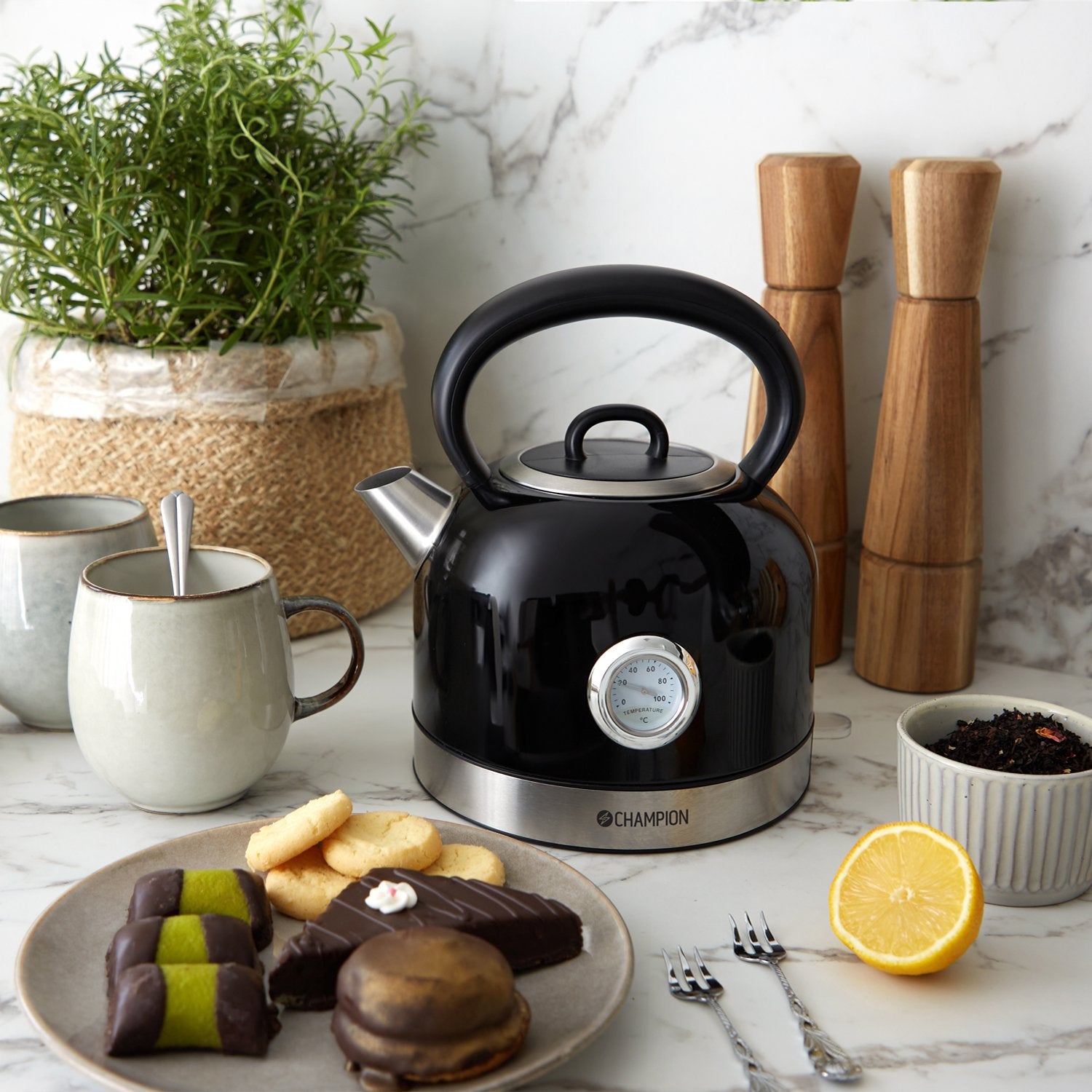 Kettle Retro 1.7L VK401 Black