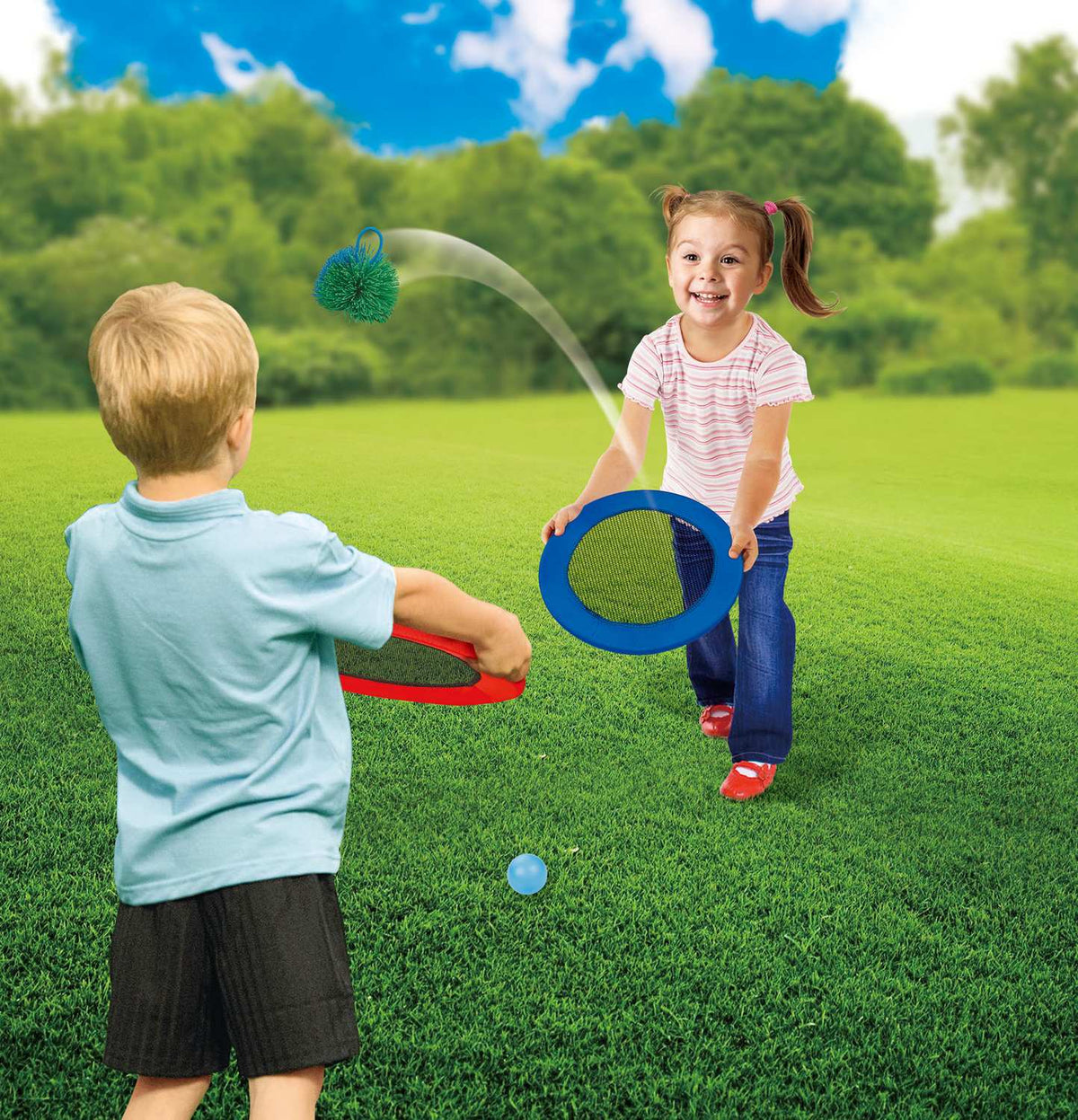 Kids Summer Catch Set, 30cm Discs, 2 Balls Included