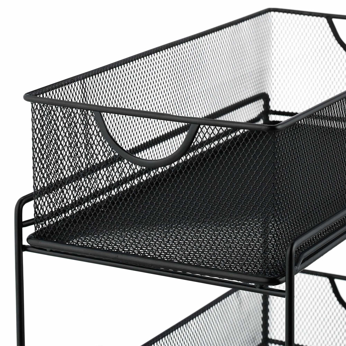 Kitchen organization with 2 pull-out baskets