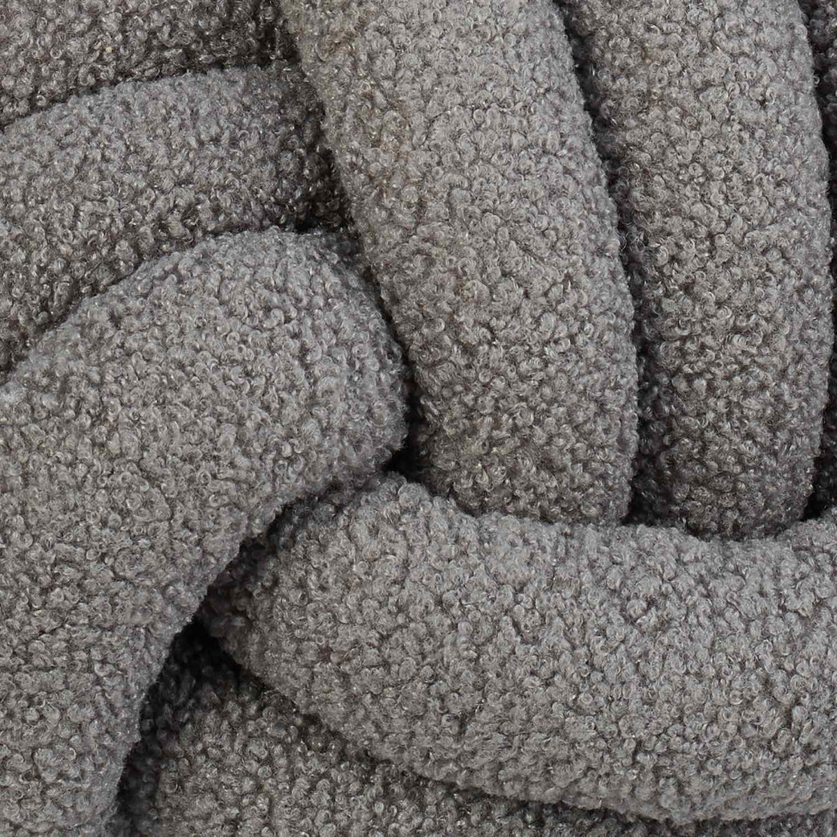 Knot pillow