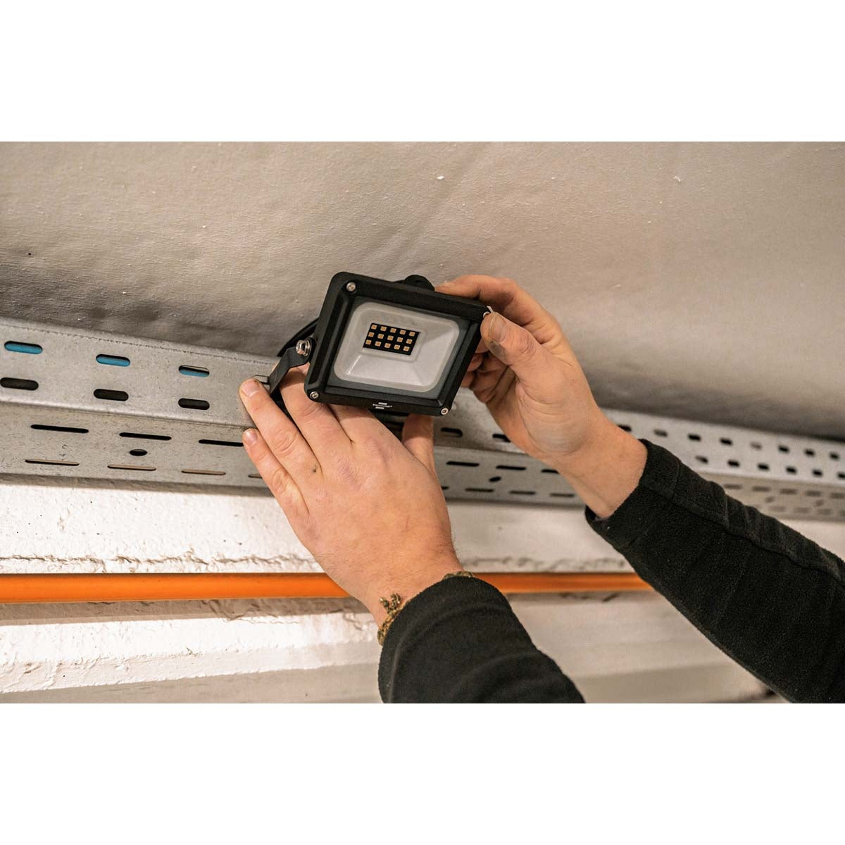 LED Spotlight JARO 1060 / LED light 10W for outdoor use (LED Outdoor Floodlight for wall mounting, 1150lm, made of high-quality aluminum, IP65)