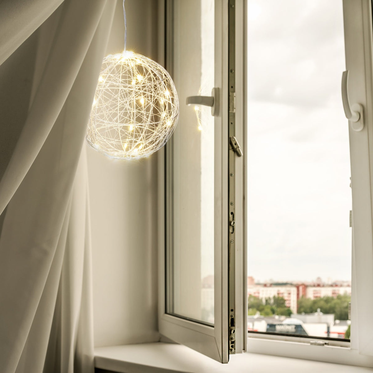 LED decoration ball 15 cm