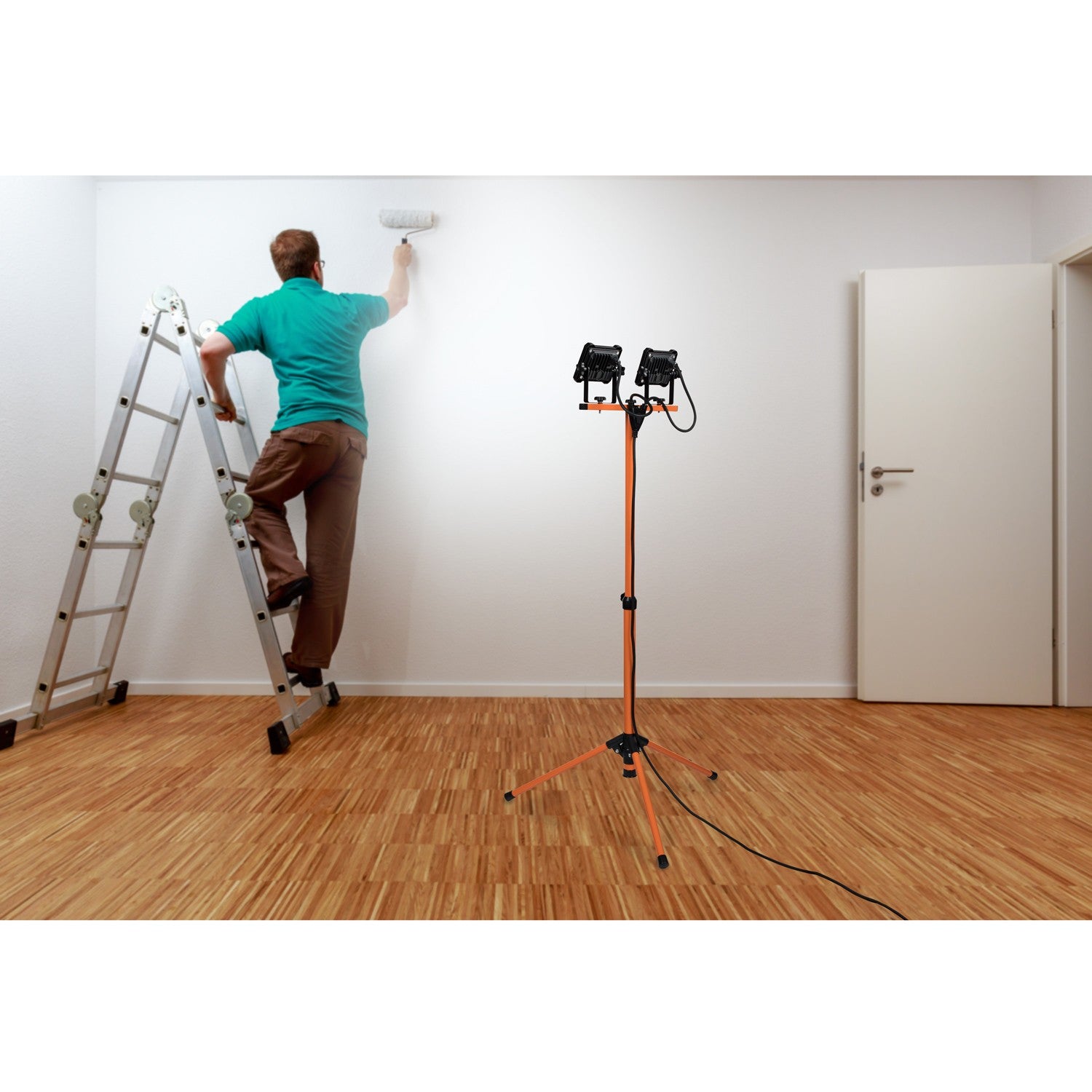 LED work lamp tripod 2 x 10W