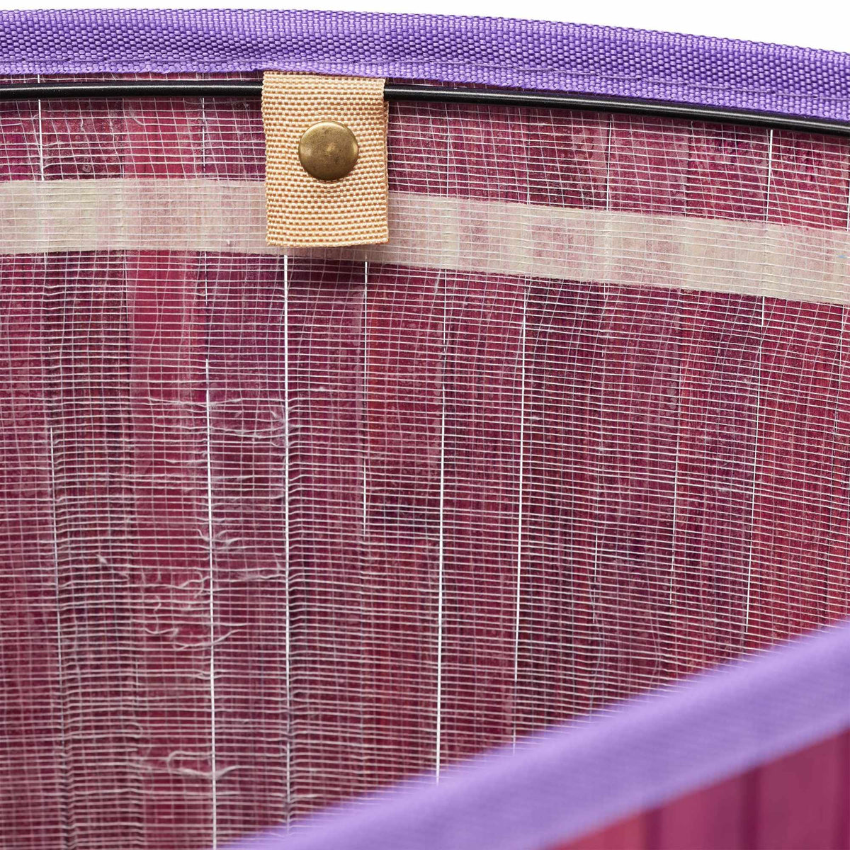 Laundry basket corner bamboo
