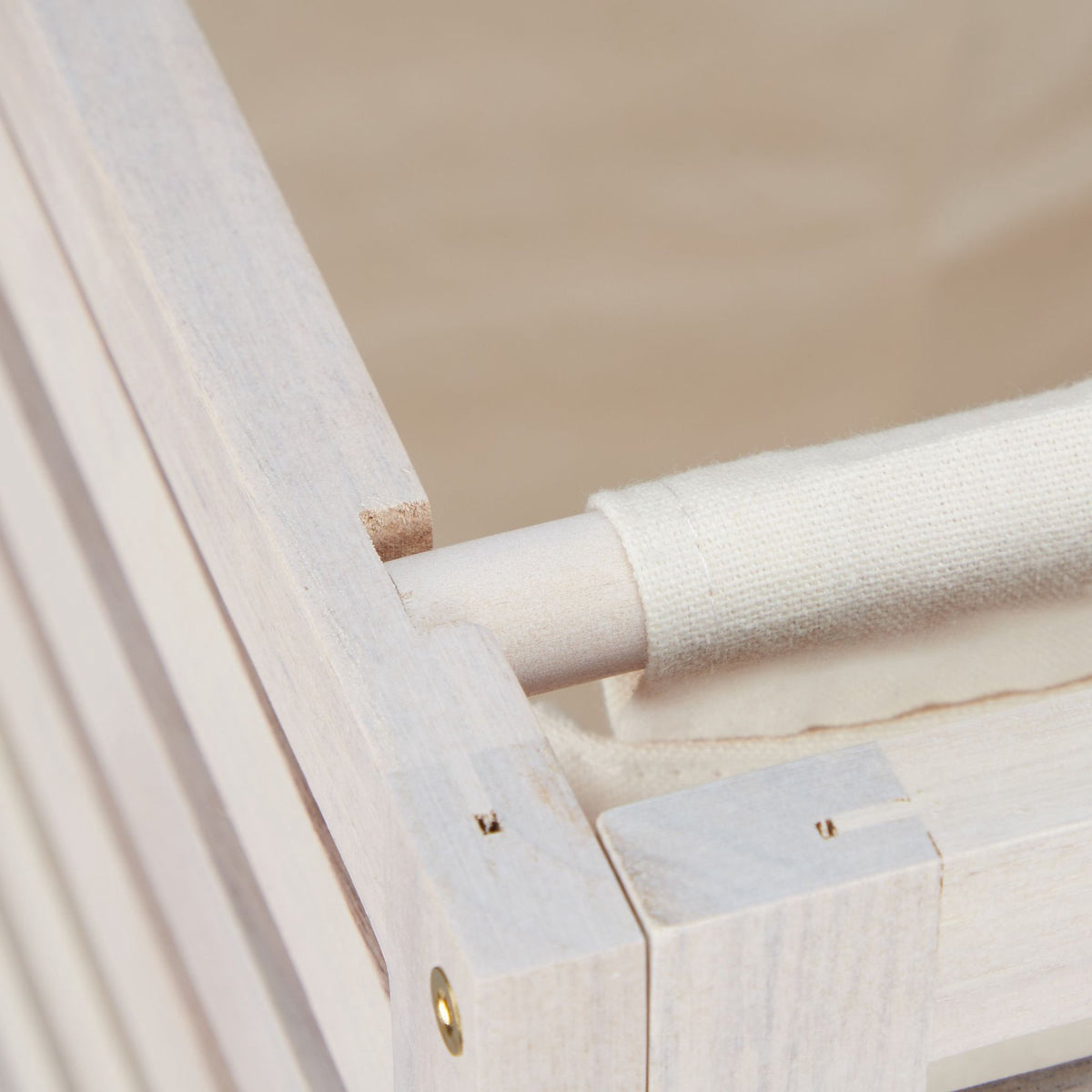 Laundry room Walnut White