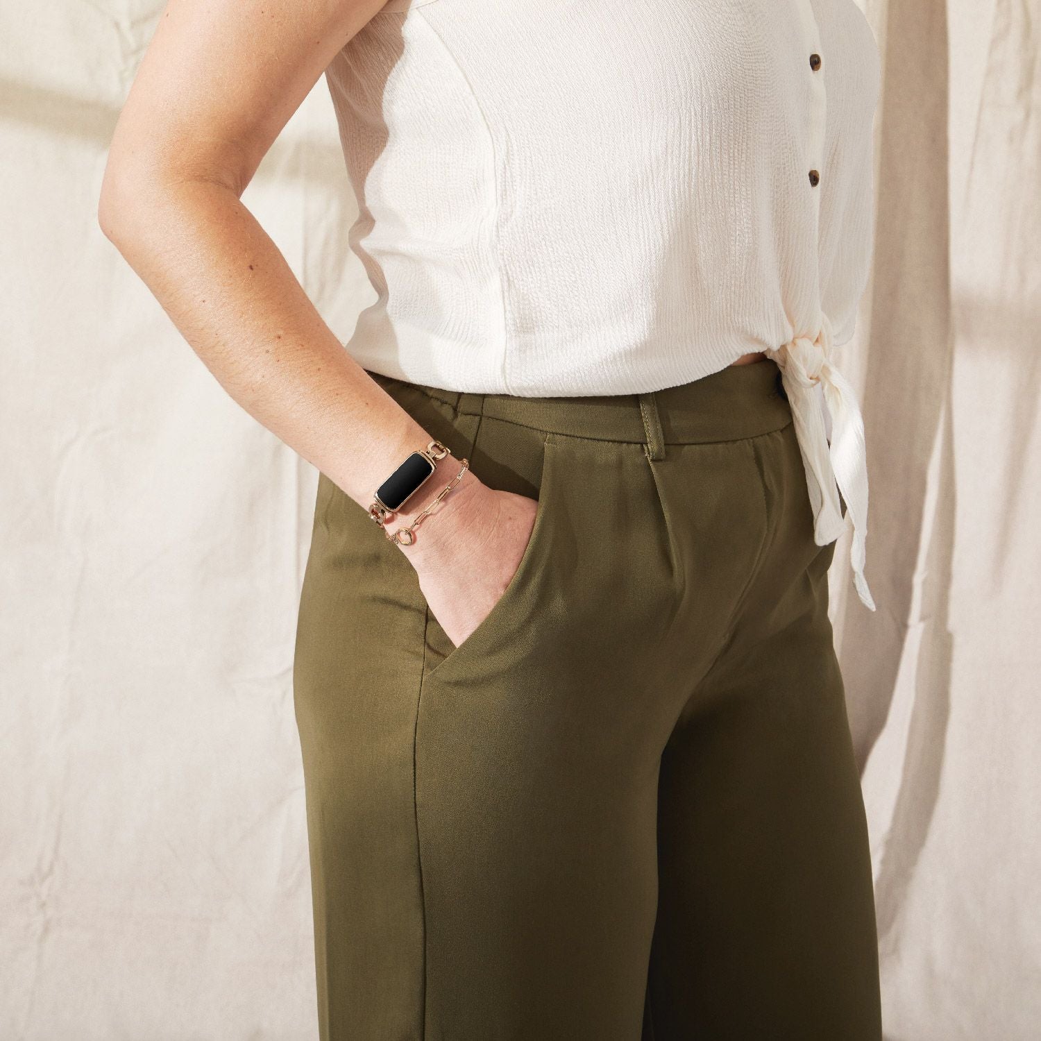 Luxe, Special Edition Gorjana Soft Gold/Peony