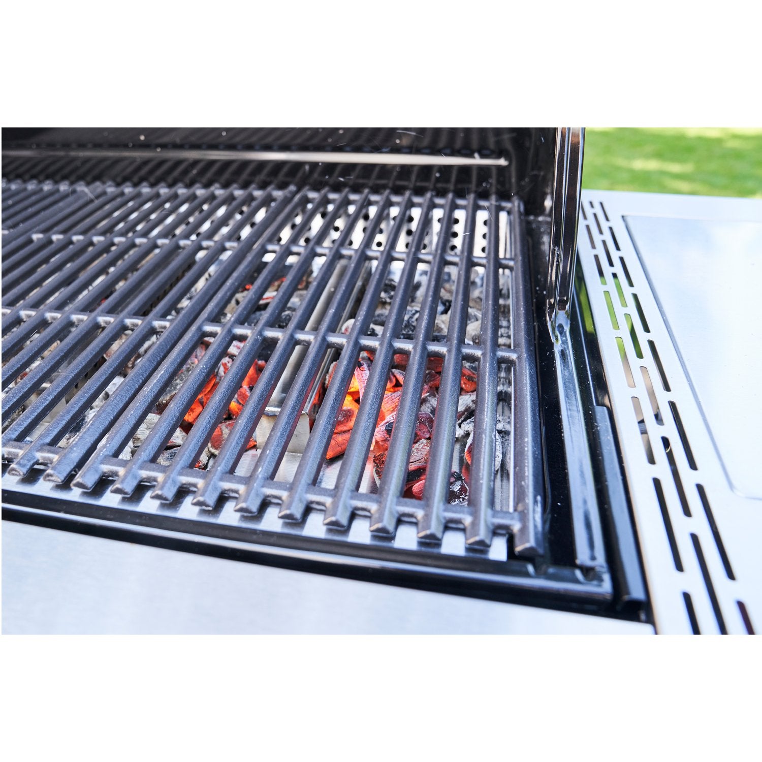 MADE2MATCH charcoal tray for Professional gas grills