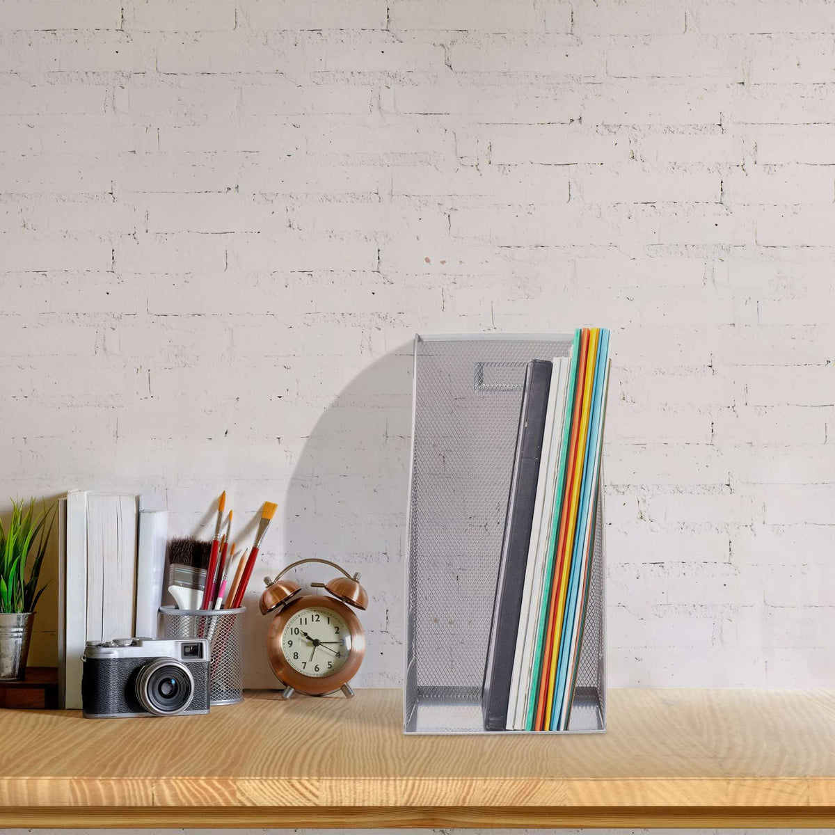 Magazine collector in metal