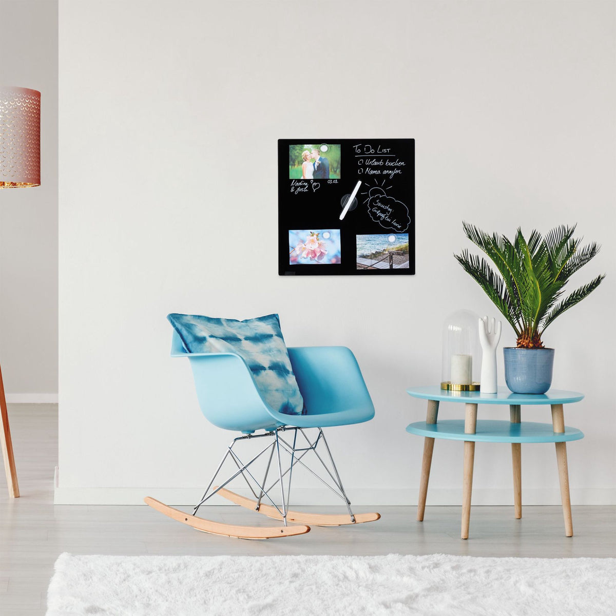 Magnetic board in black glass