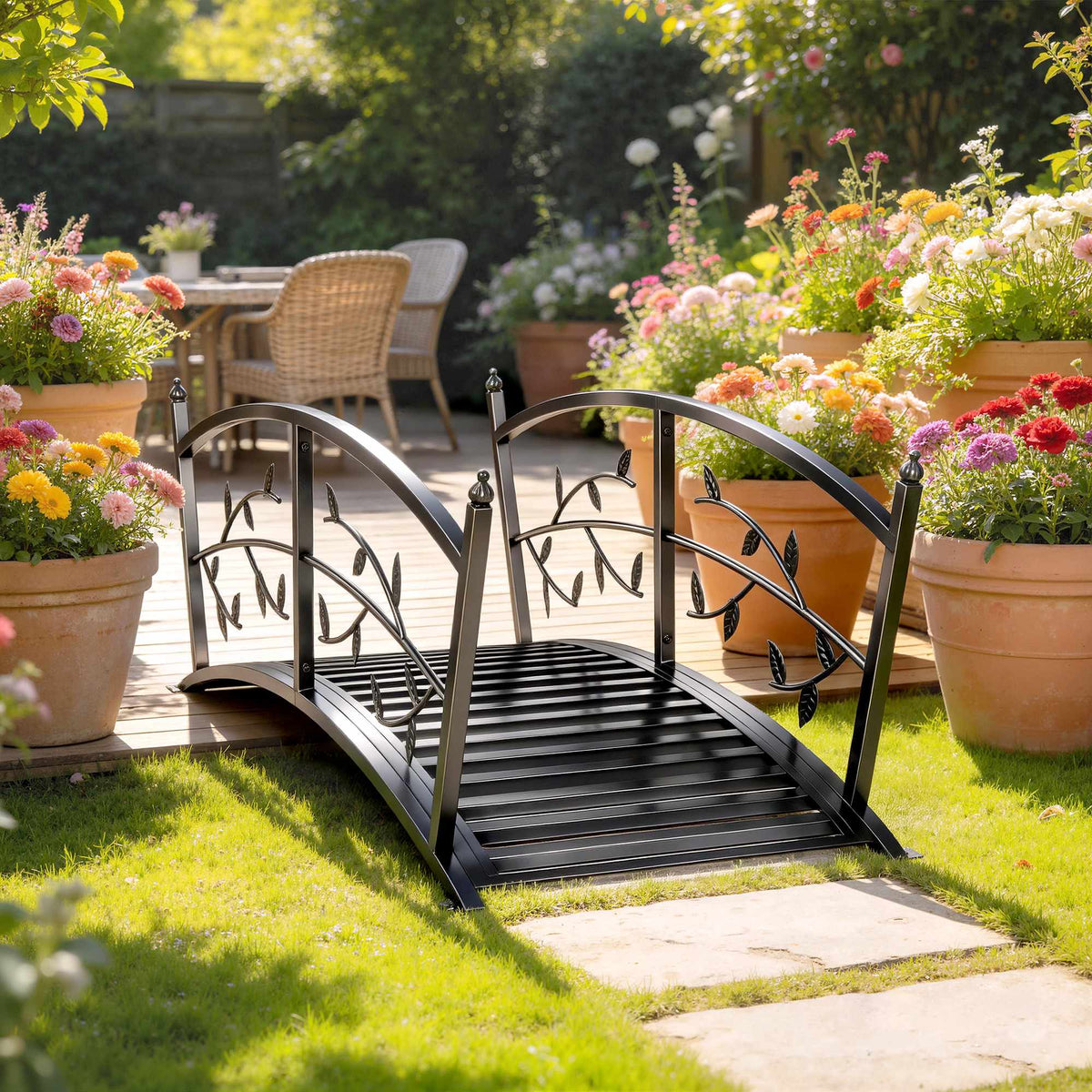 Metal Garden Bridge with Safety Rails, 120 cm, Rust-Resistant