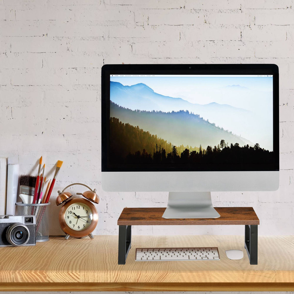 Monitor stand in industrial design