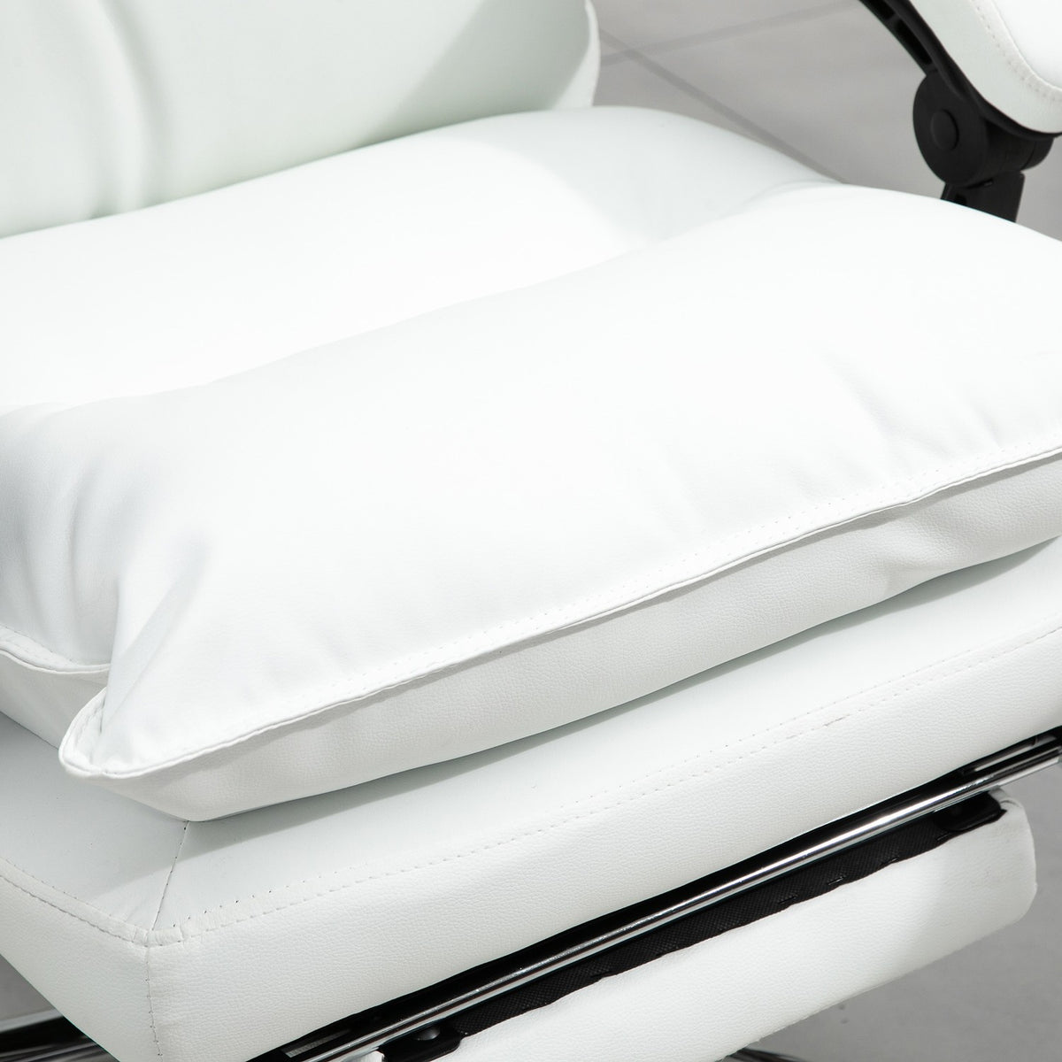 Office Chair With Footrest, Height-Adjustable Desk Chair, Swivel Chair, Backrest, Faux Leather, White, 66 X 72 X 122-130 Cm
