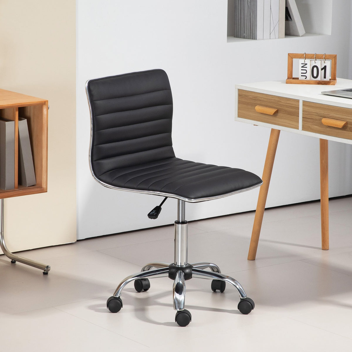 Office chair with backrest, height-adjustable swivel chair with wheels, desk chair can hold up to 120 kg, for study, office, black