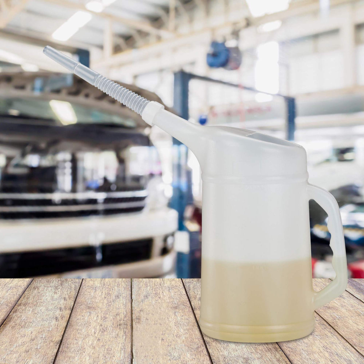 Oil jug with filler neck
