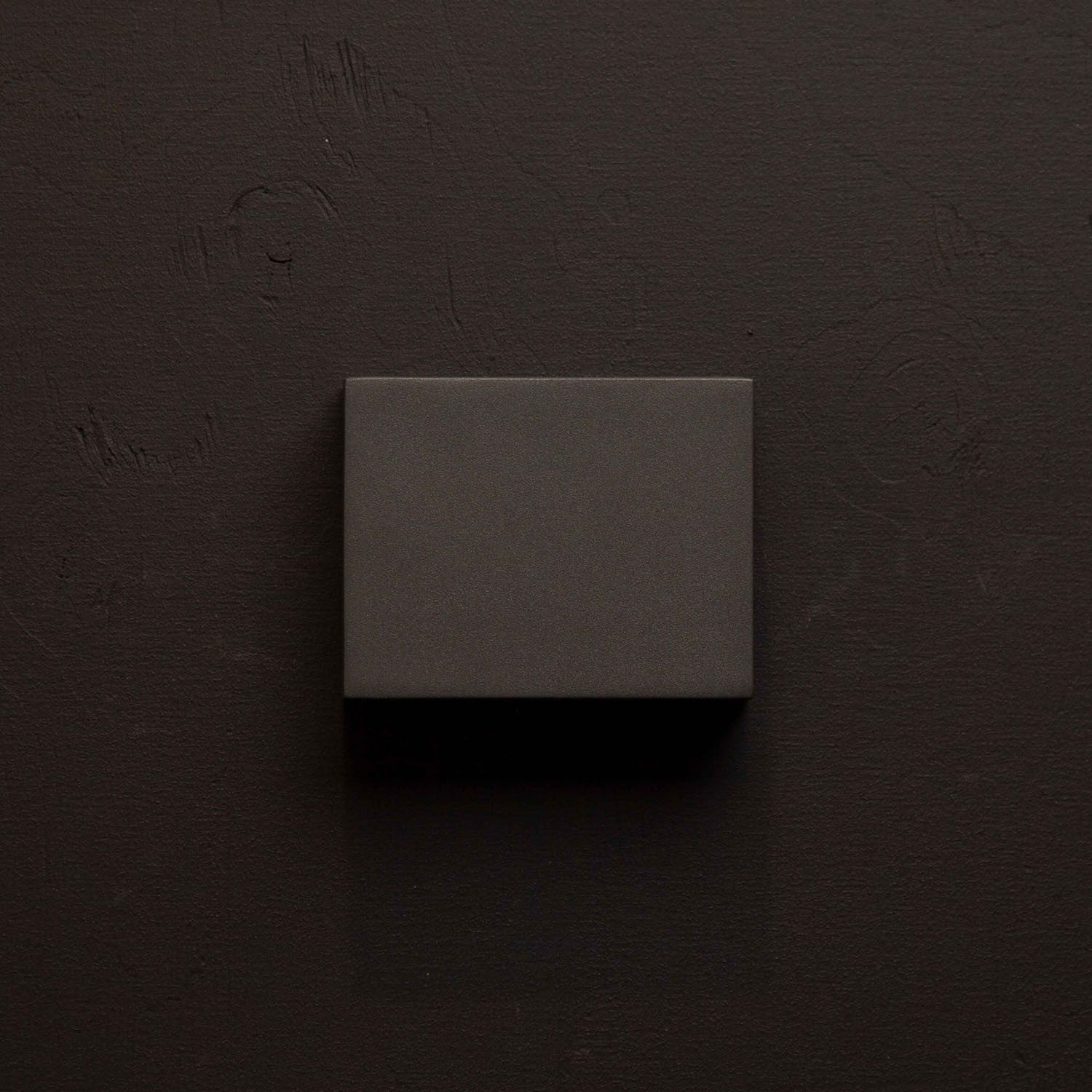 Per II Wall luminaire LED IP54 3000K 6W 430lm Anthracite