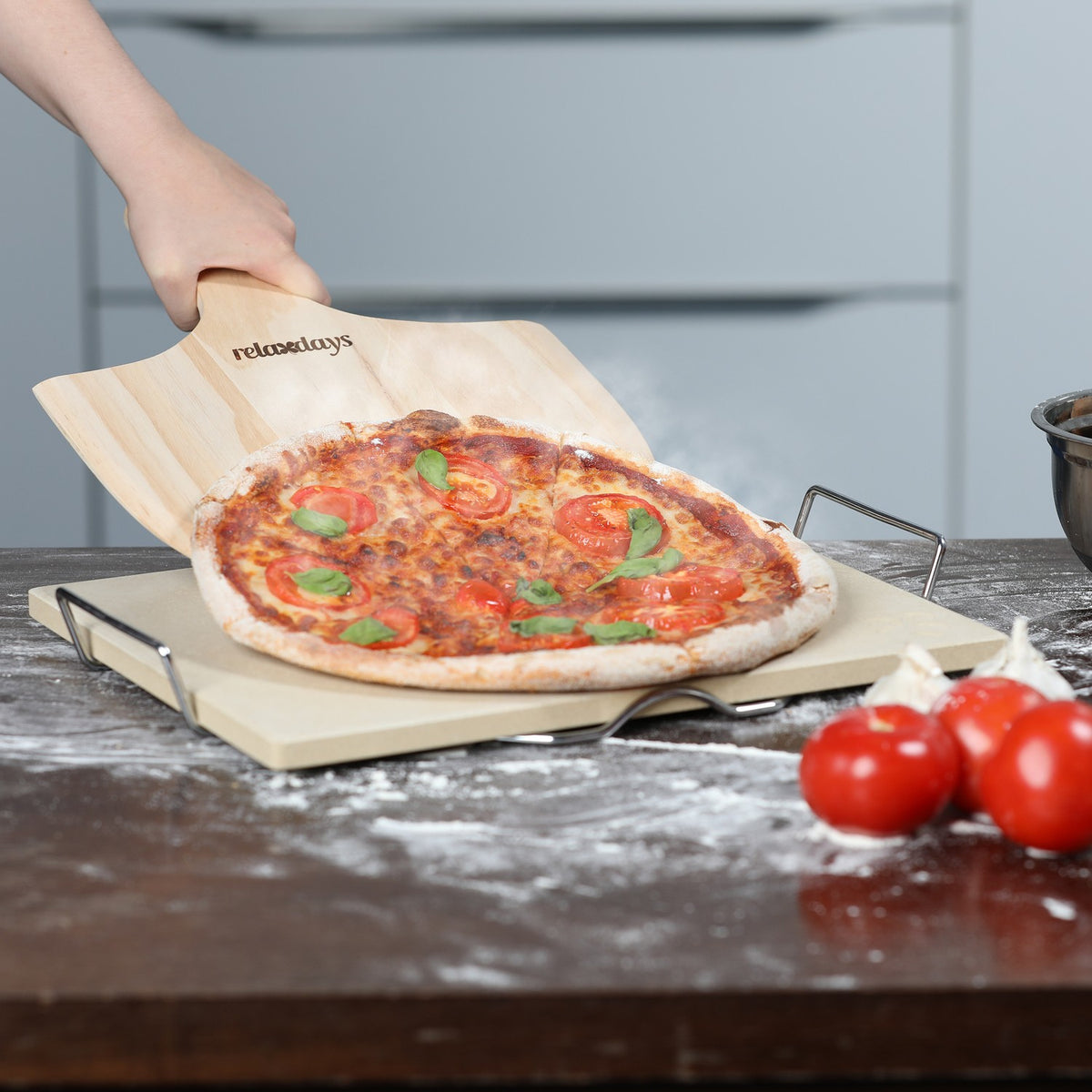 Pizza stone 1.5 cm in set