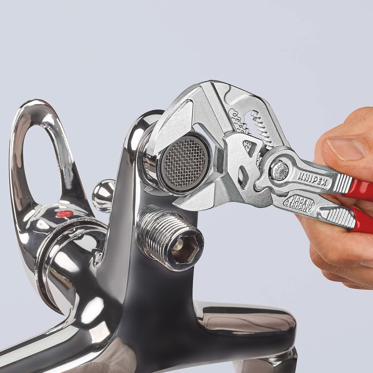 Pliers wrench 180 mm