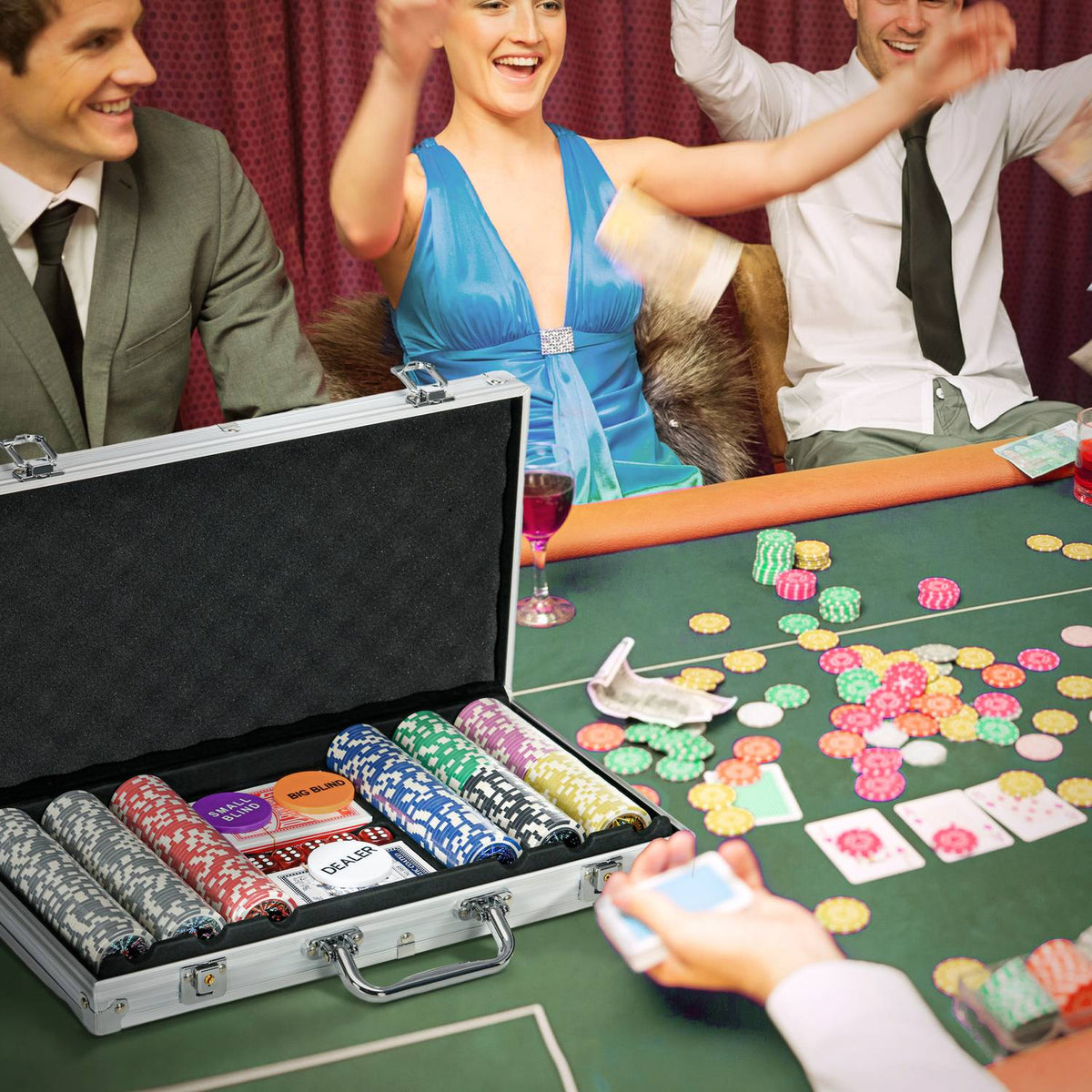 Poker Case Set 500 Chips 11.5G Professional Poker Set Lock 2 Card Decks 5 Dice Dealer Blind Buttons Silver