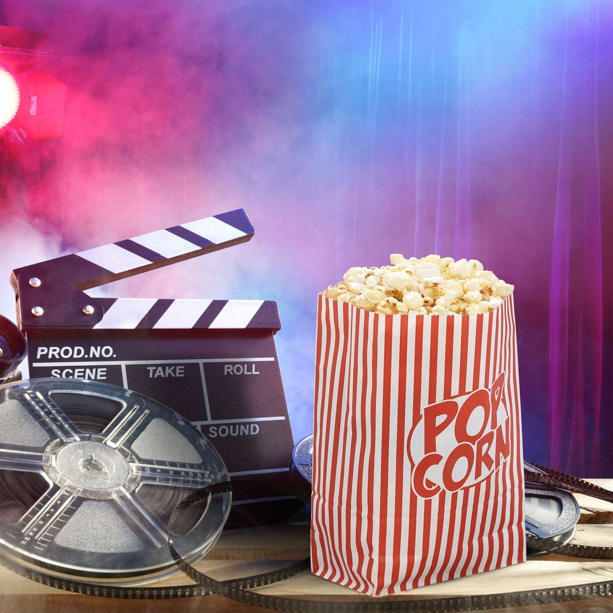 Popcorn bags with retro motifs - 48 pcs