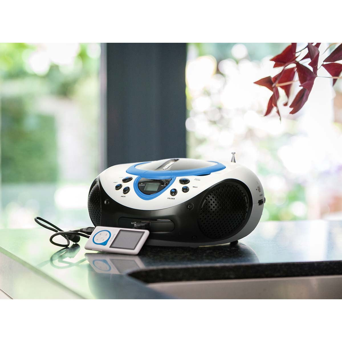 Portable FM Radio CD and USB player Blue