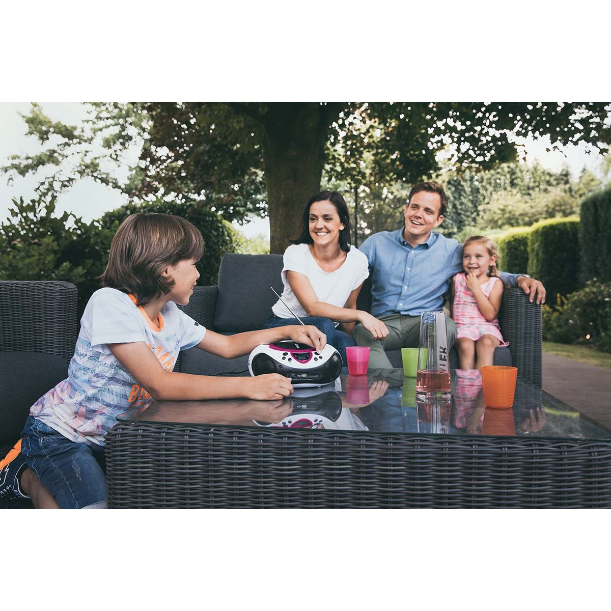 Portable FM Radio CD and USB player Pink