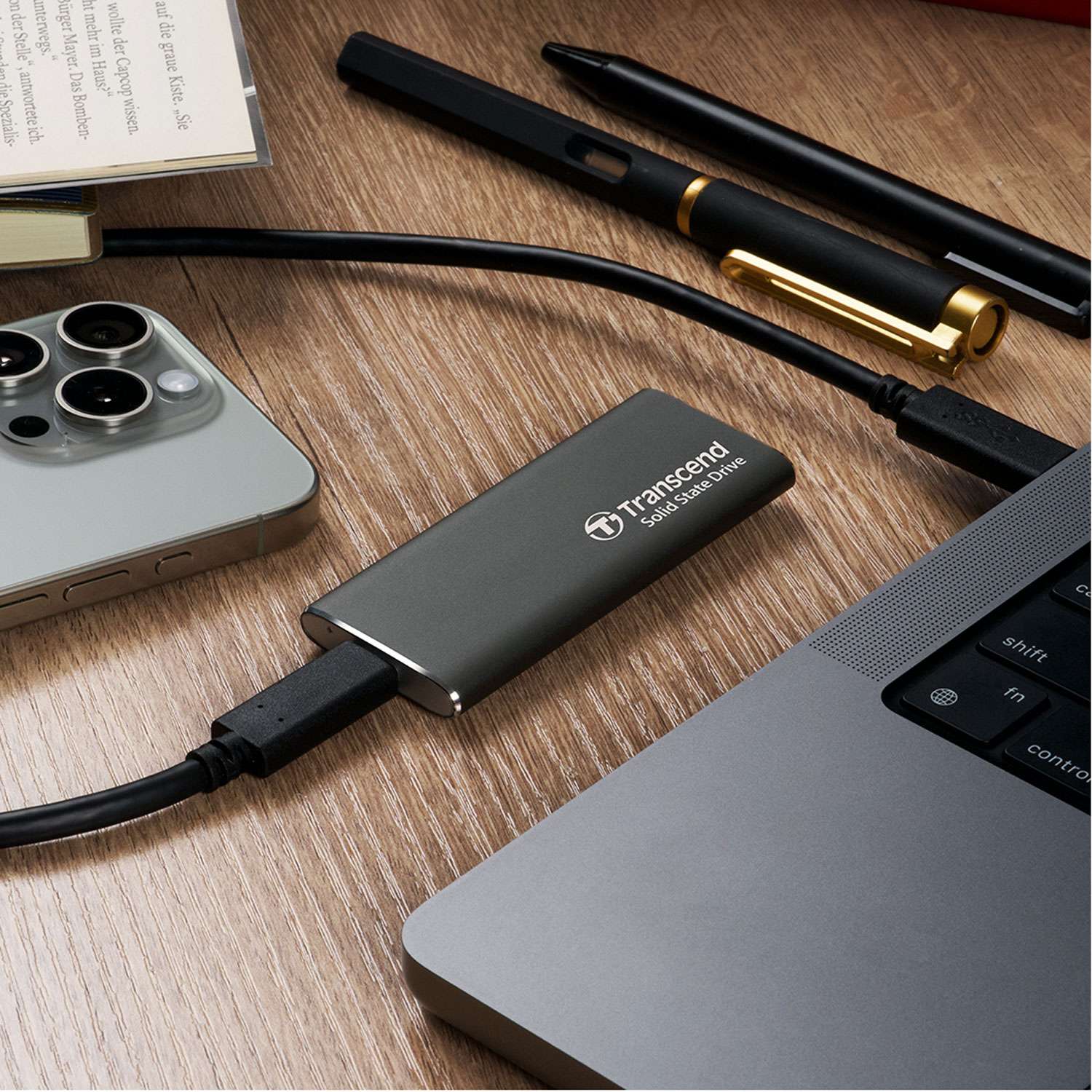 Portable SSD ESD256C USB-C 2TB 10Gbps (R1050/W950 Mb/s) Aluminum