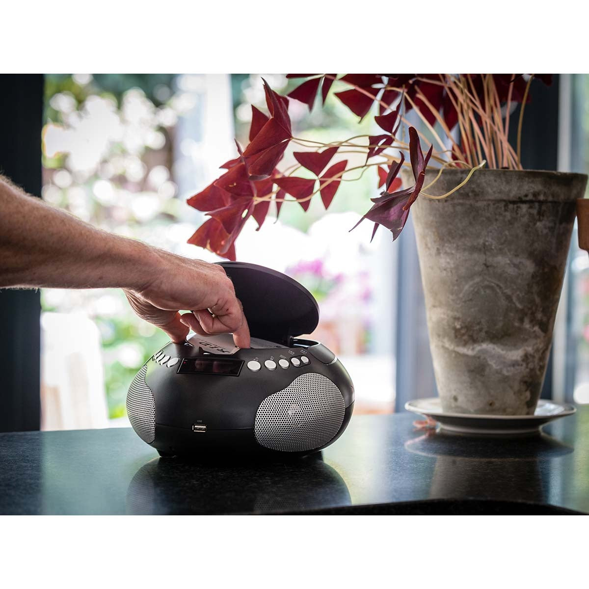 Portable radio CD/MP3 with USB and Bluetooth Black