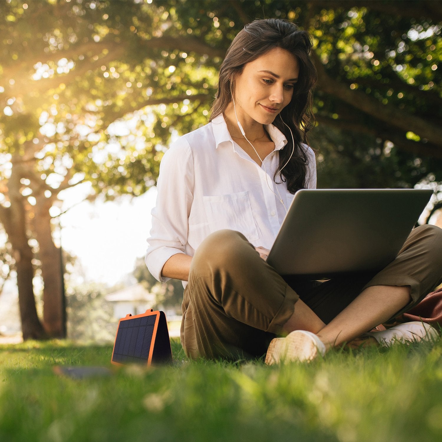 Portable solar charger 10W IP67