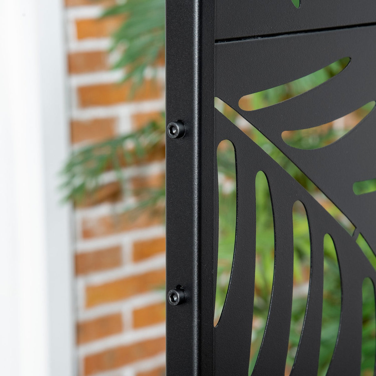 Privacy Screen Room Divider With Willow Leaf Pattern, 122X198Cm, Steel Black, For Garden & Patio