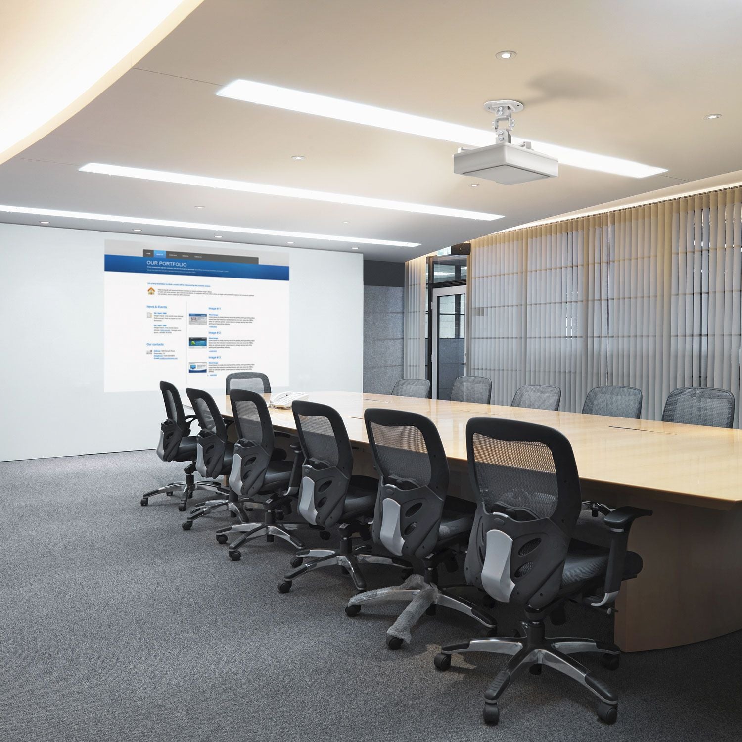 Projector mount Universal 150mm